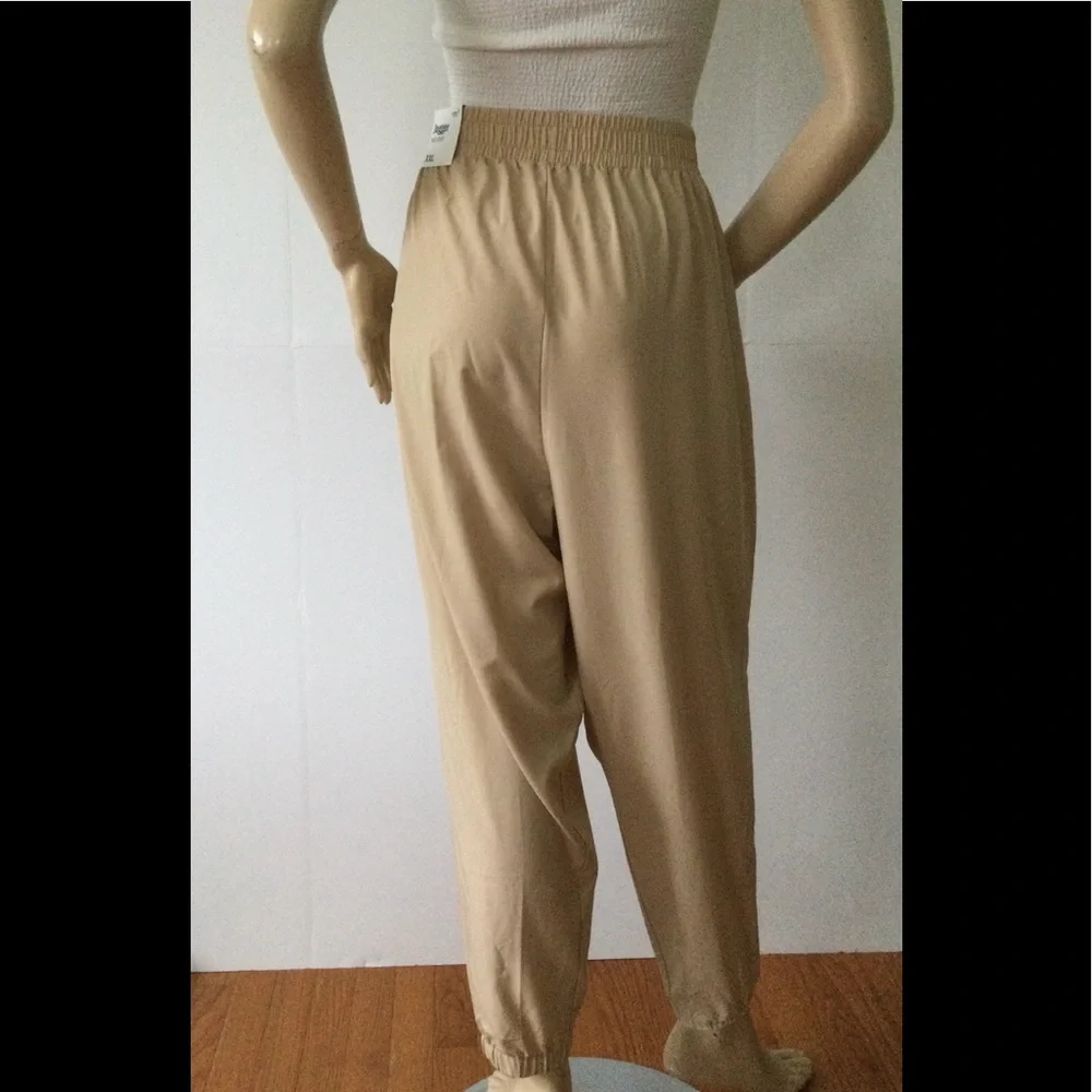 NEW OLD NAVY (Size 2X) Jogger Mid Rise Stretch Tech Pants, Tan - Picture 2 of 9